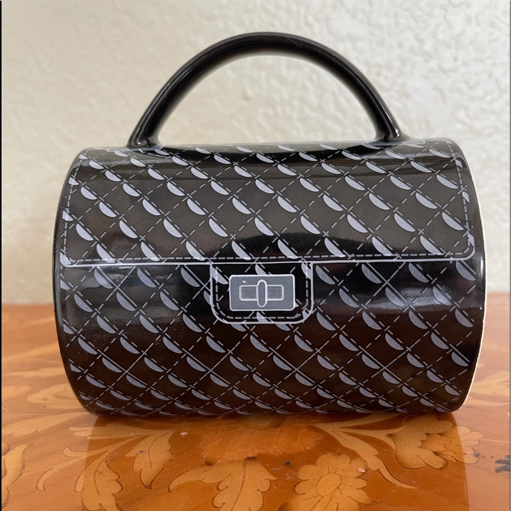 Wild Eye Designs Black & Gray Handbag Coffee Cup Mug